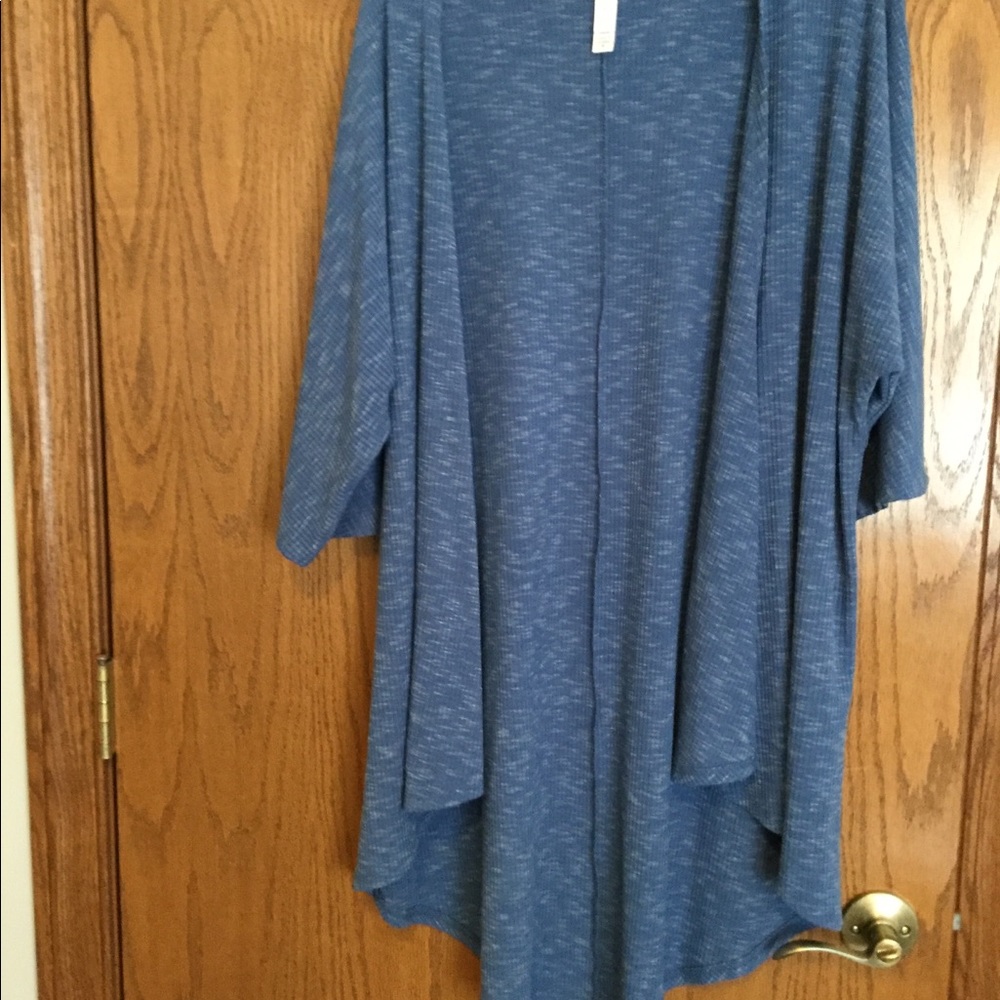 LuLaRoe Lindsay Kimono